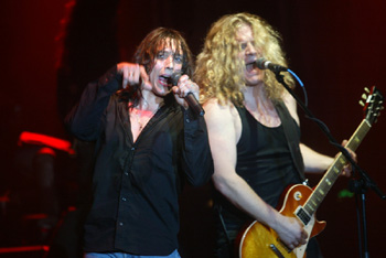 Jeff Keith and Frank Hannon of Tesla